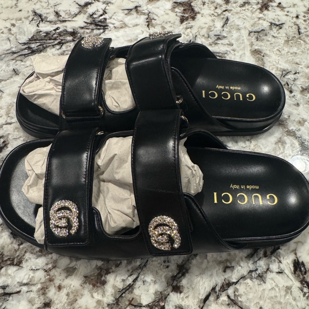 Gucci Marmont Leather Flat Sandals - Picture 2 of 11